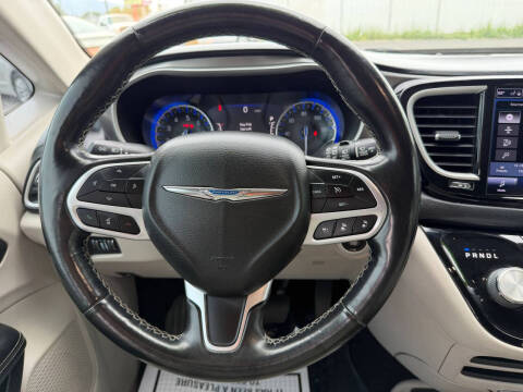 2021 Chrysler Pacifica Touring L