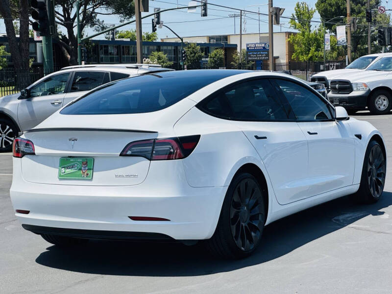 2023 Tesla Model 3 Performance