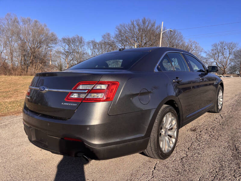 2018 Ford Taurus Limited