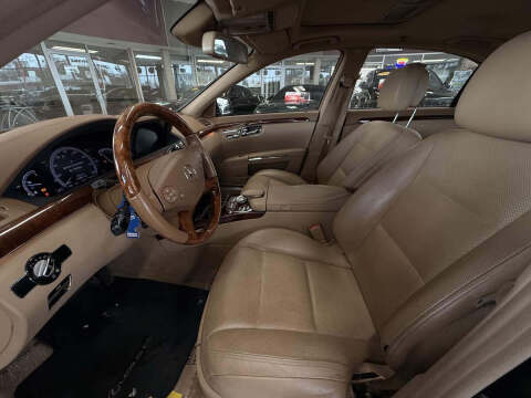 2010 Mercedes-Benz S-Class S 550 4MATIC