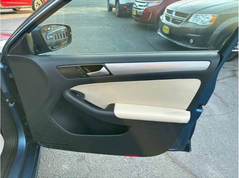 2017 Volkswagen Jetta 1.4T SE