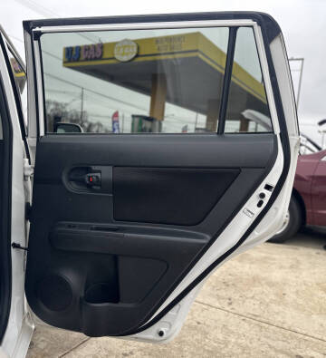 2008 Scion xB