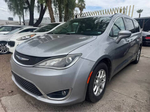 2020 Chrysler Pacifica Touring L