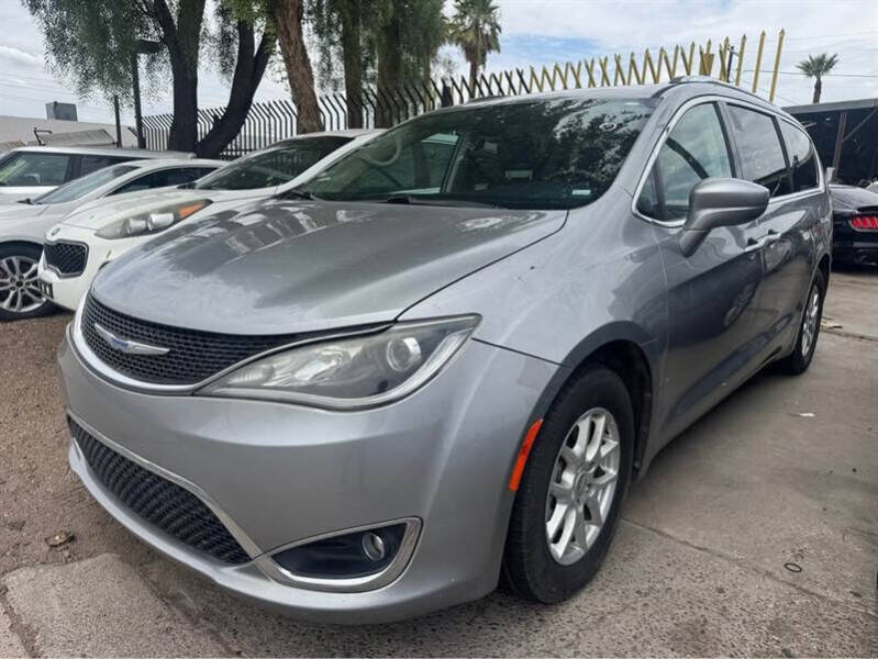 2020 Chrysler Pacifica Touring L