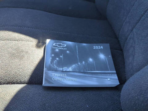 2024 Chevrolet Express 2500