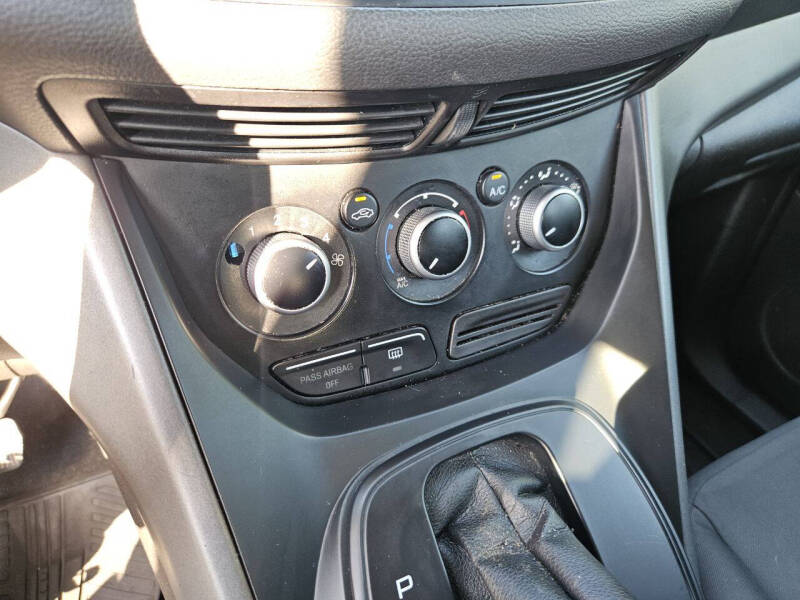 2014 Ford Escape S