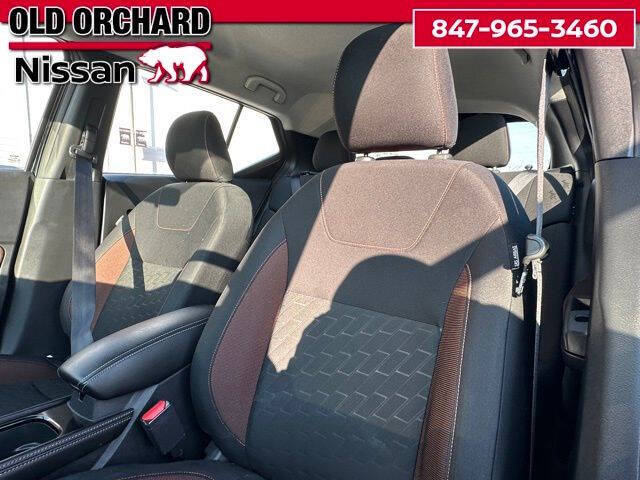 2024 Nissan Kicks SR