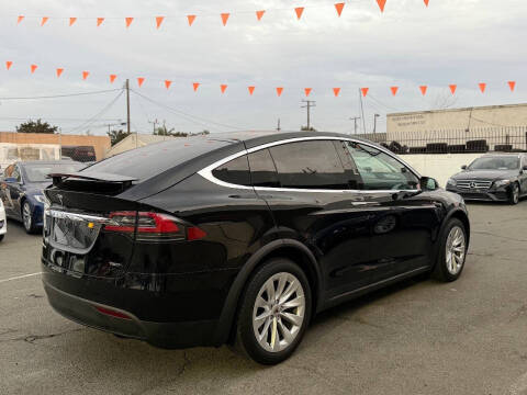 2016 Tesla Model X 75D