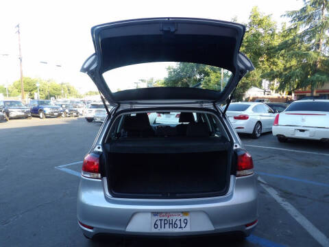 2011 Volkswagen Golf 2.5L PZEV