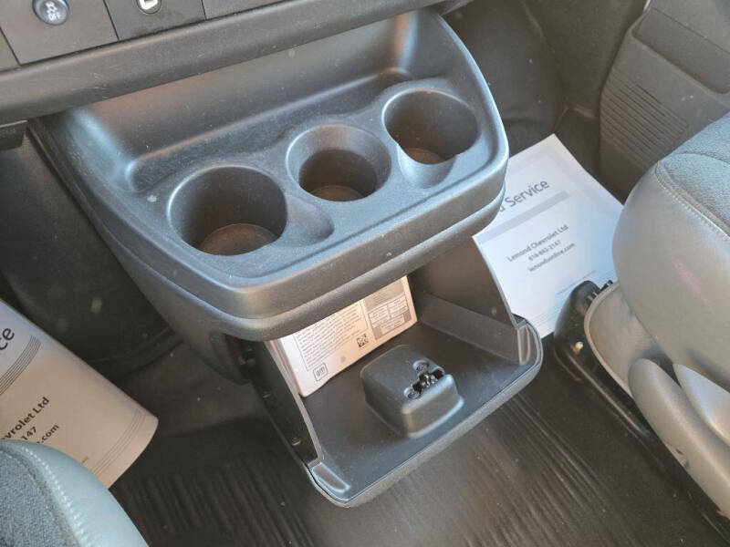 2022 Chevrolet Express 2500