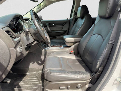 2017 Chevrolet Traverse LT
