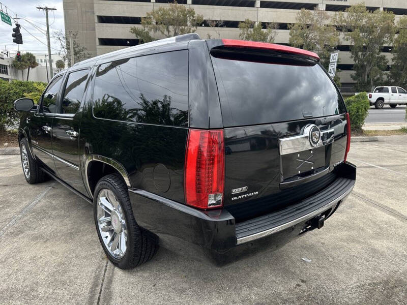 2011 Cadillac Escalade ESV Platinum Edition