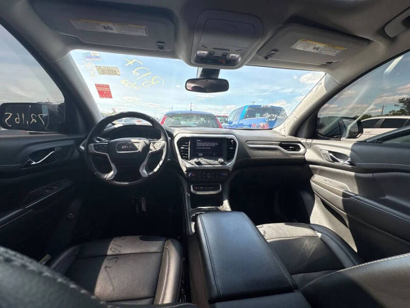 2021 GMC Acadia SLT