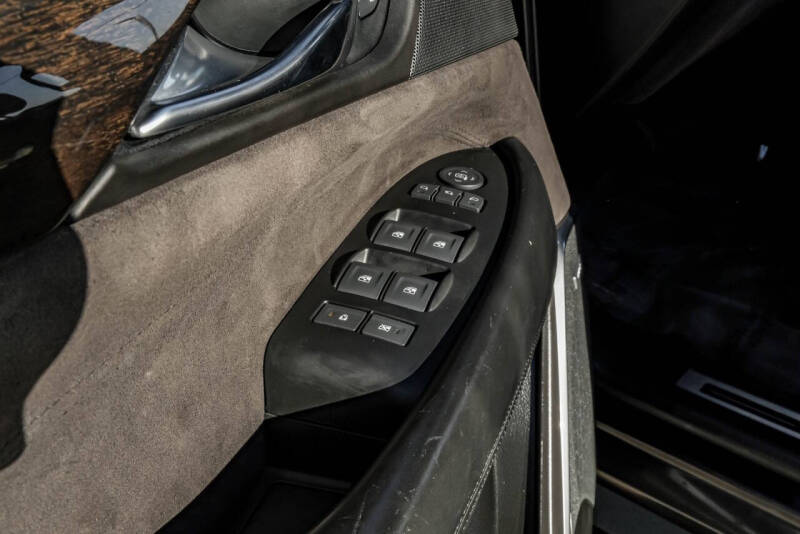 2016 Cadillac Escalade Platinum