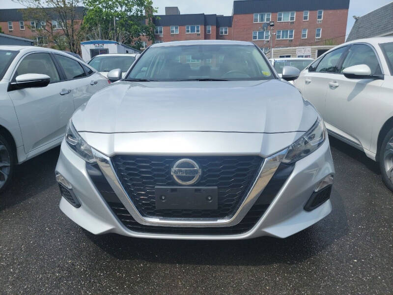 2019 Nissan Altima for sale at OFIER AUTO SALES in Freeport NY