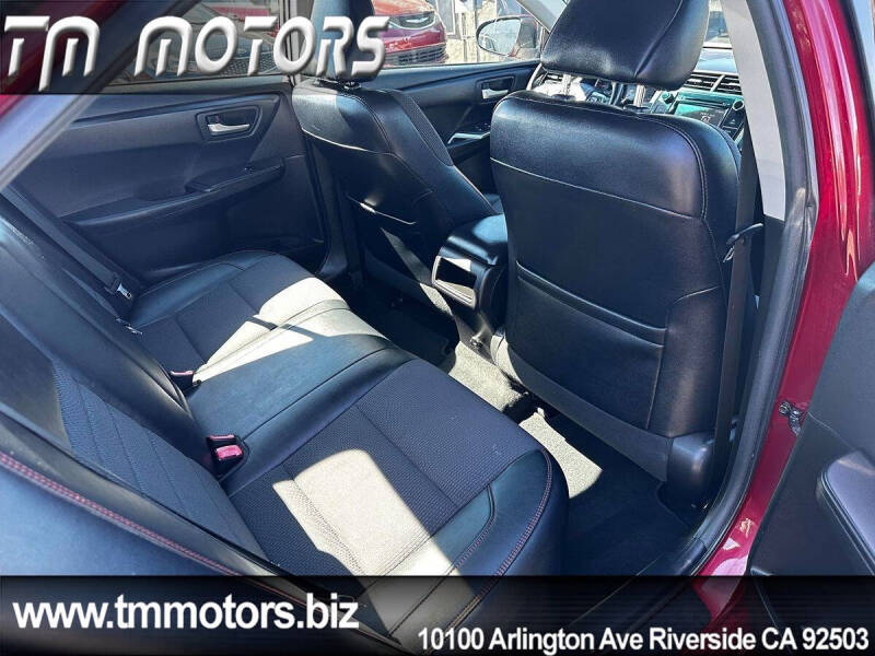 2017 Toyota Camry SE