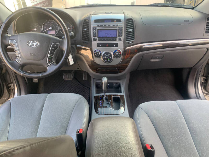 2011 Hyundai Santa Fe SE