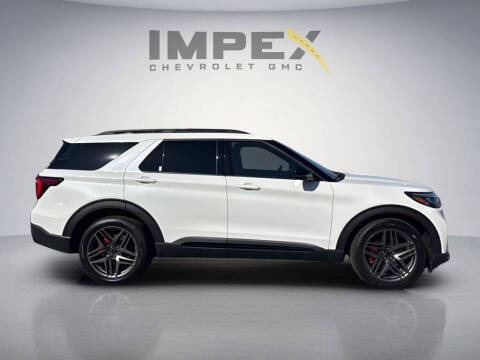 2025 Ford Explorer ST