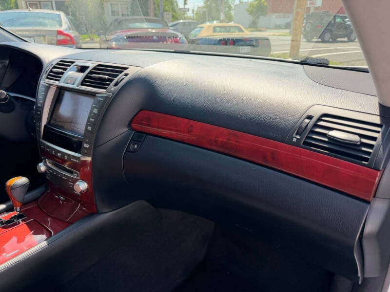 2012 Lexus LS 460