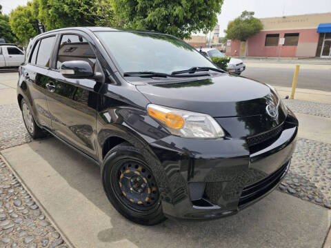 2014 Scion xD