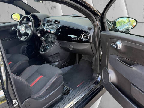 2015 FIAT 500 Abarth