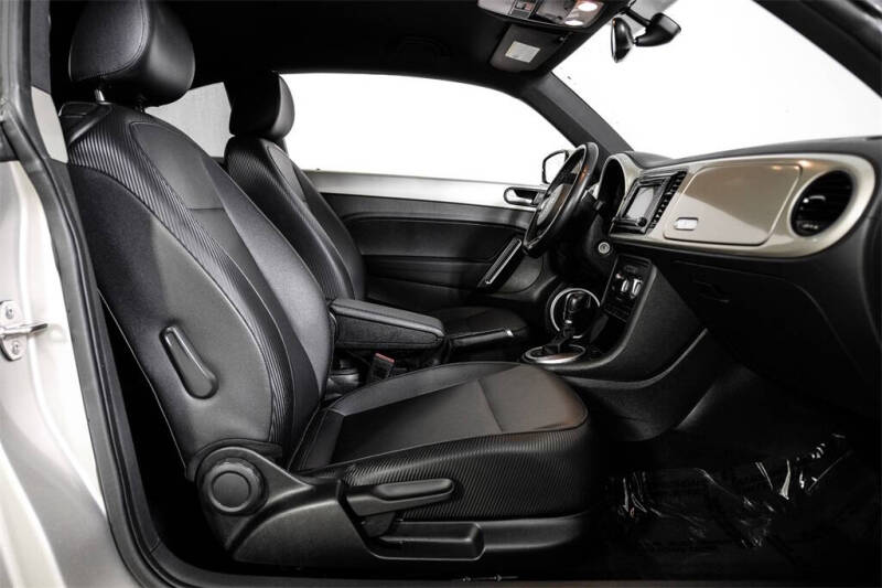 2016 Volkswagen Beetle 1.8T SE