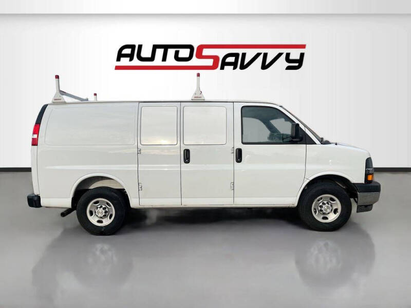 2025 Chevrolet Express 2500