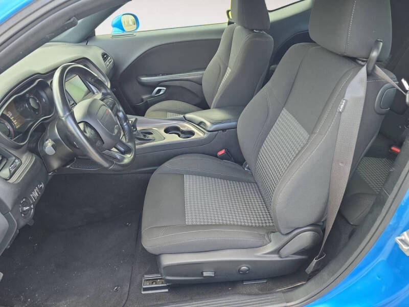 2023 Dodge Challenger SXT