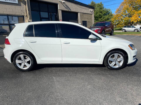 2015 Volkswagen Golf TDI S