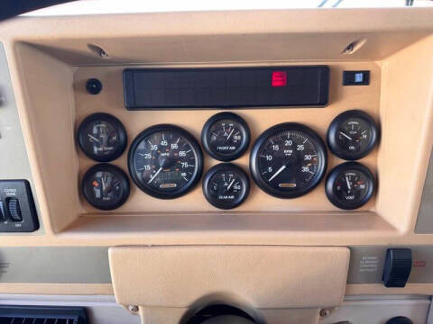 2004 Freightliner XC Chassis