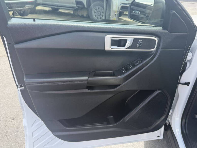 2022 Ford Explorer