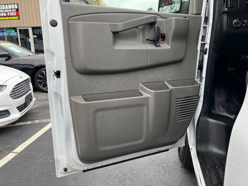 2019 Chevrolet Express 2500