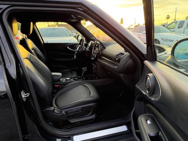 2017 MINI Clubman Cooper