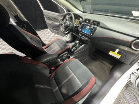 2025 Nissan Versa SR