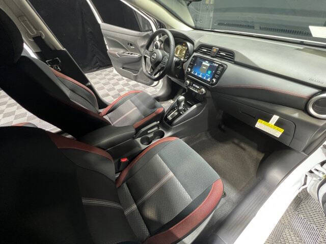 2025 Nissan Versa SR