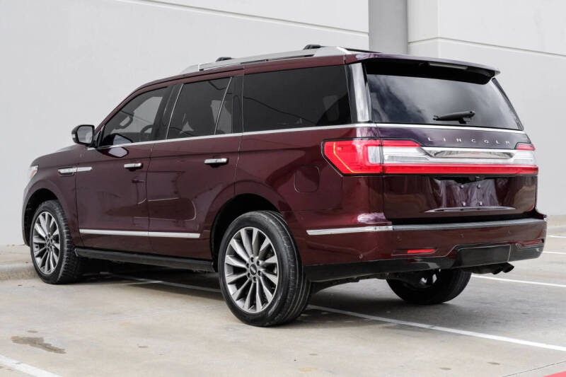 2019 Lincoln Navigator Select