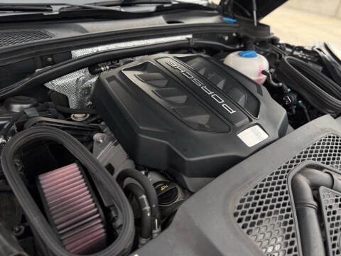 2018 Porsche Macan GTS