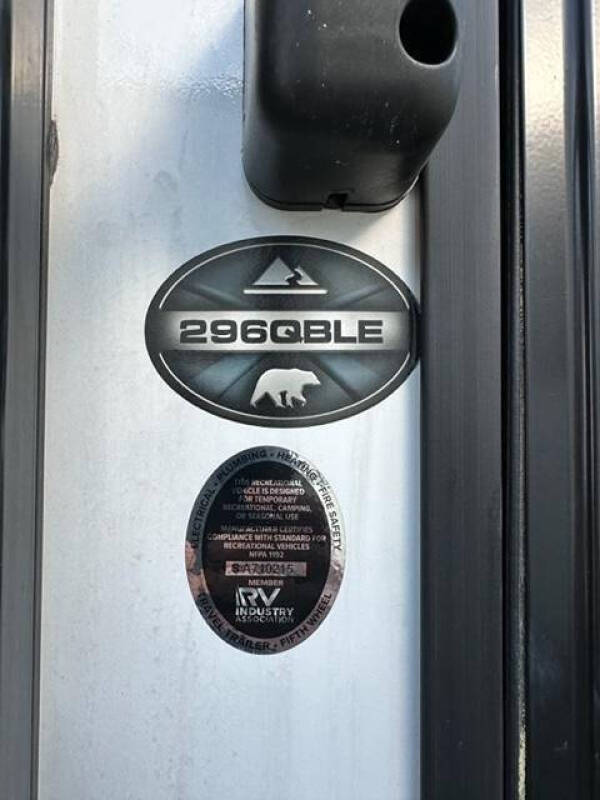 2023 Forest River Surveyor 296QBLE