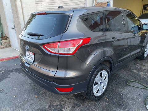 2016 Ford Escape S