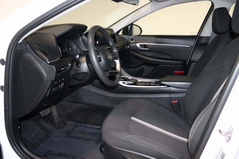 2023 Hyundai Sonata SE