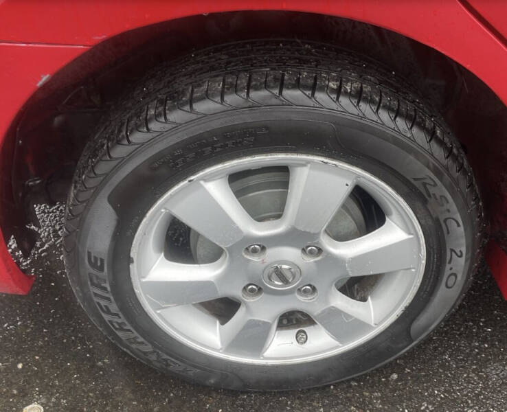 2010 Nissan Versa 1.8 SL