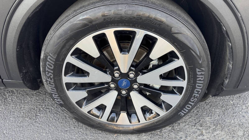 2020 Ford Escape Hybrid SE Sport