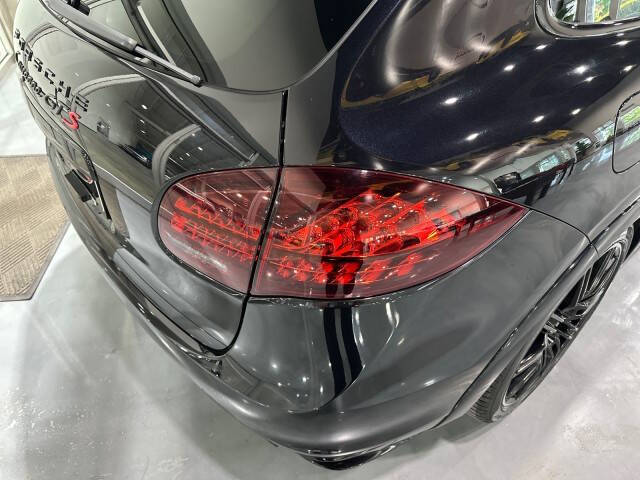 2014 Porsche Cayenne GTS