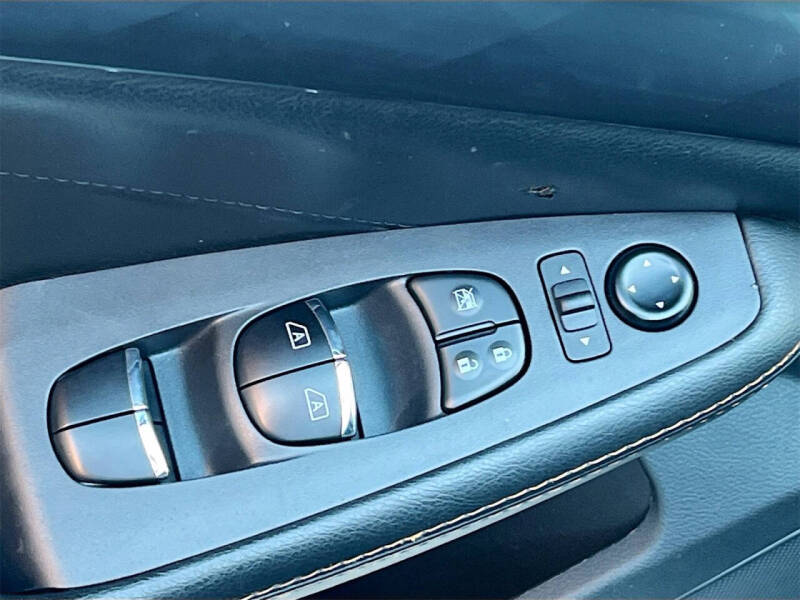 2023 Nissan Maxima 3.5 SR