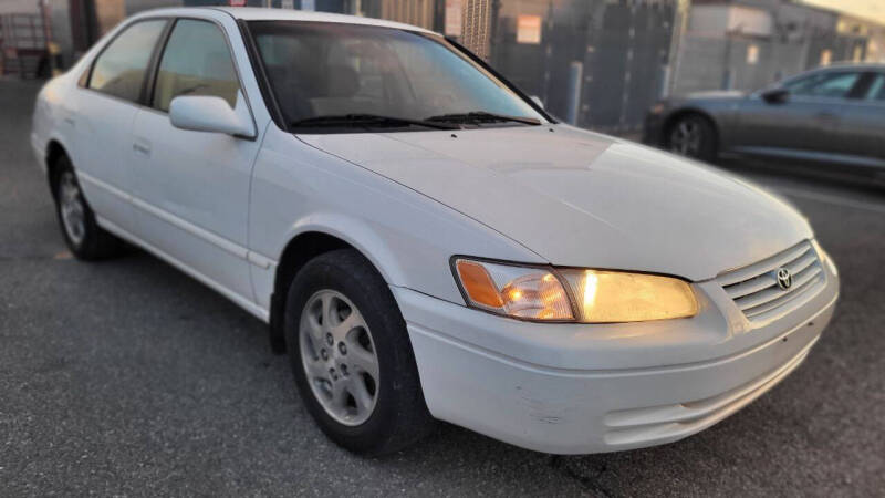 1999 Toyota Camry LE V6