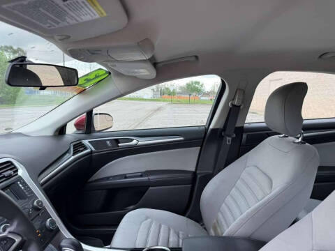 2013 Ford Fusion S