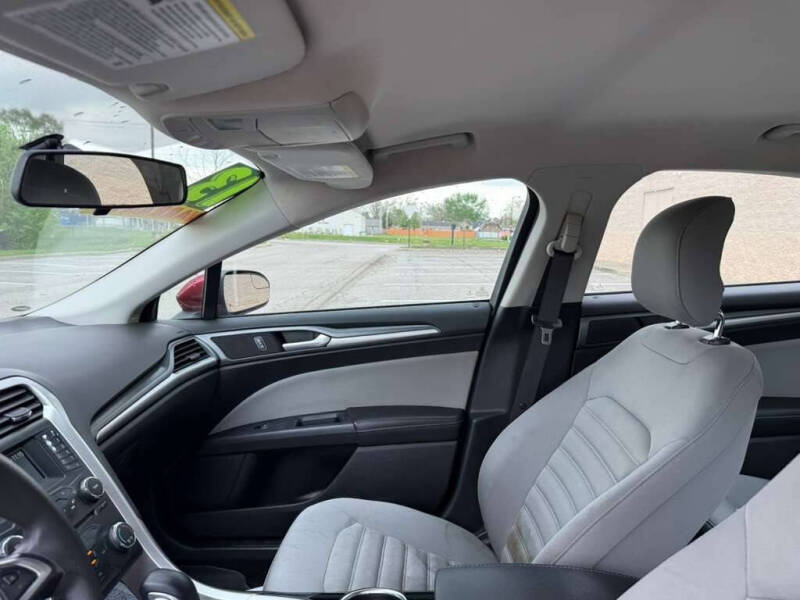 2013 Ford Fusion S