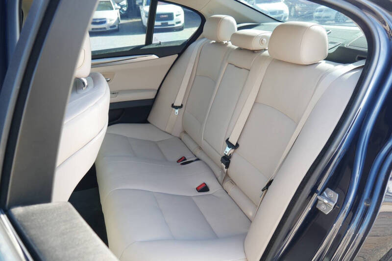 2013 BMW 5 Series 528i