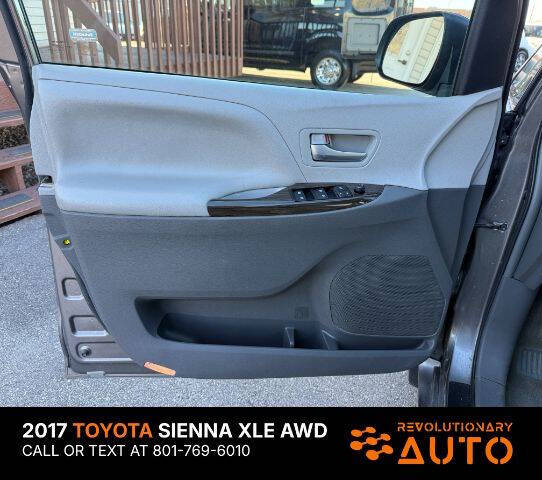 2017 Toyota Sienna XLE 7-Passenger
