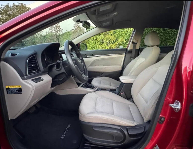 2017 Hyundai Elantra